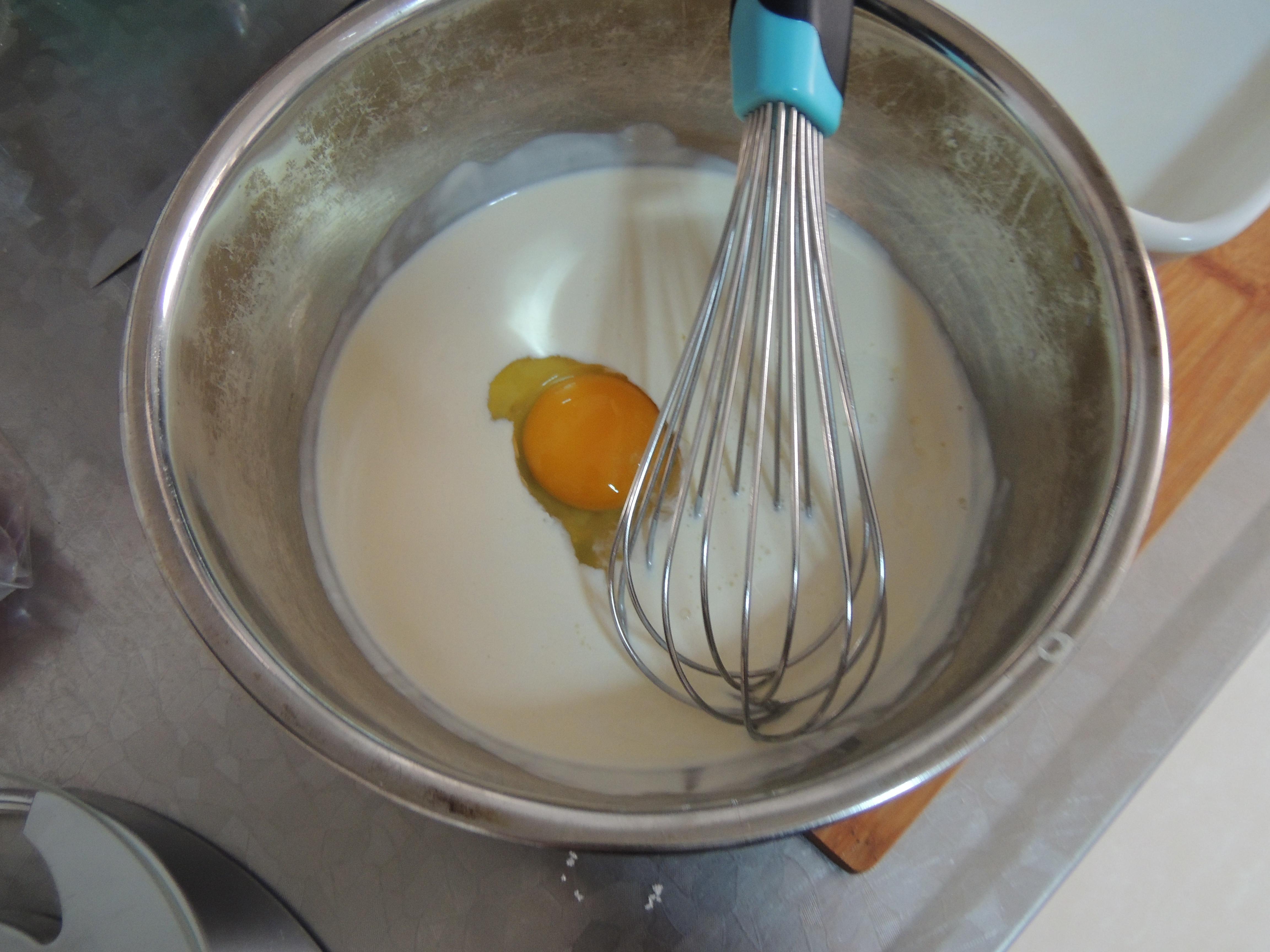 菠蘿葡萄乾麪包布丁的做法 步骤3