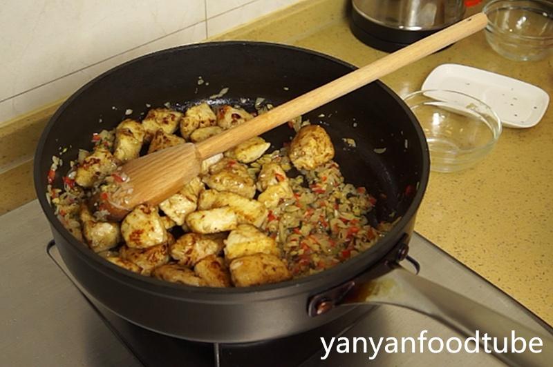 橄欖燒雞肉 Chicken Stew with Olives的做法 步骤5