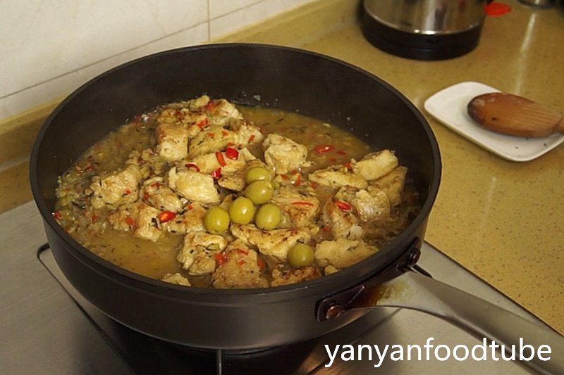 橄欖燒雞肉 Chicken Stew with Olives的做法 步骤7