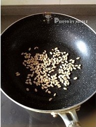 香甜松仁玉米粒的做法 步骤2