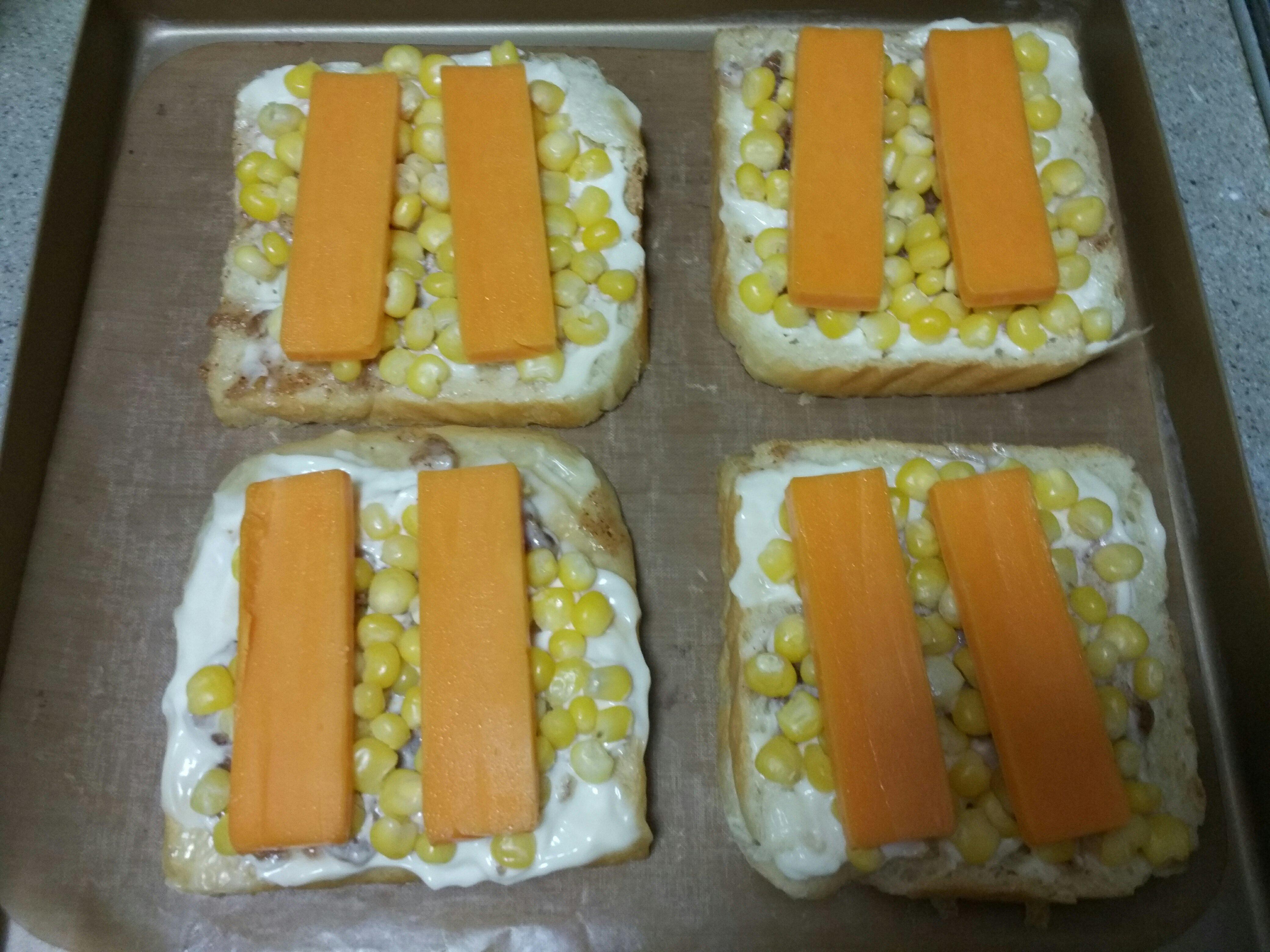 玉米榛子醬乳酪烤麪包的做法 步骤3