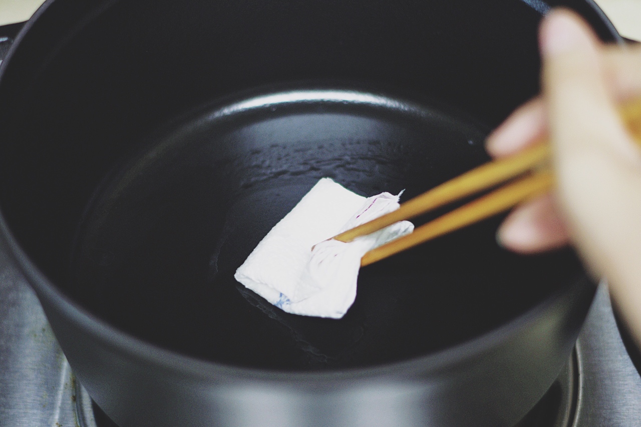 榛子醬布朗尼——Staub琺琅鑄鐵鍋的做法 步骤2