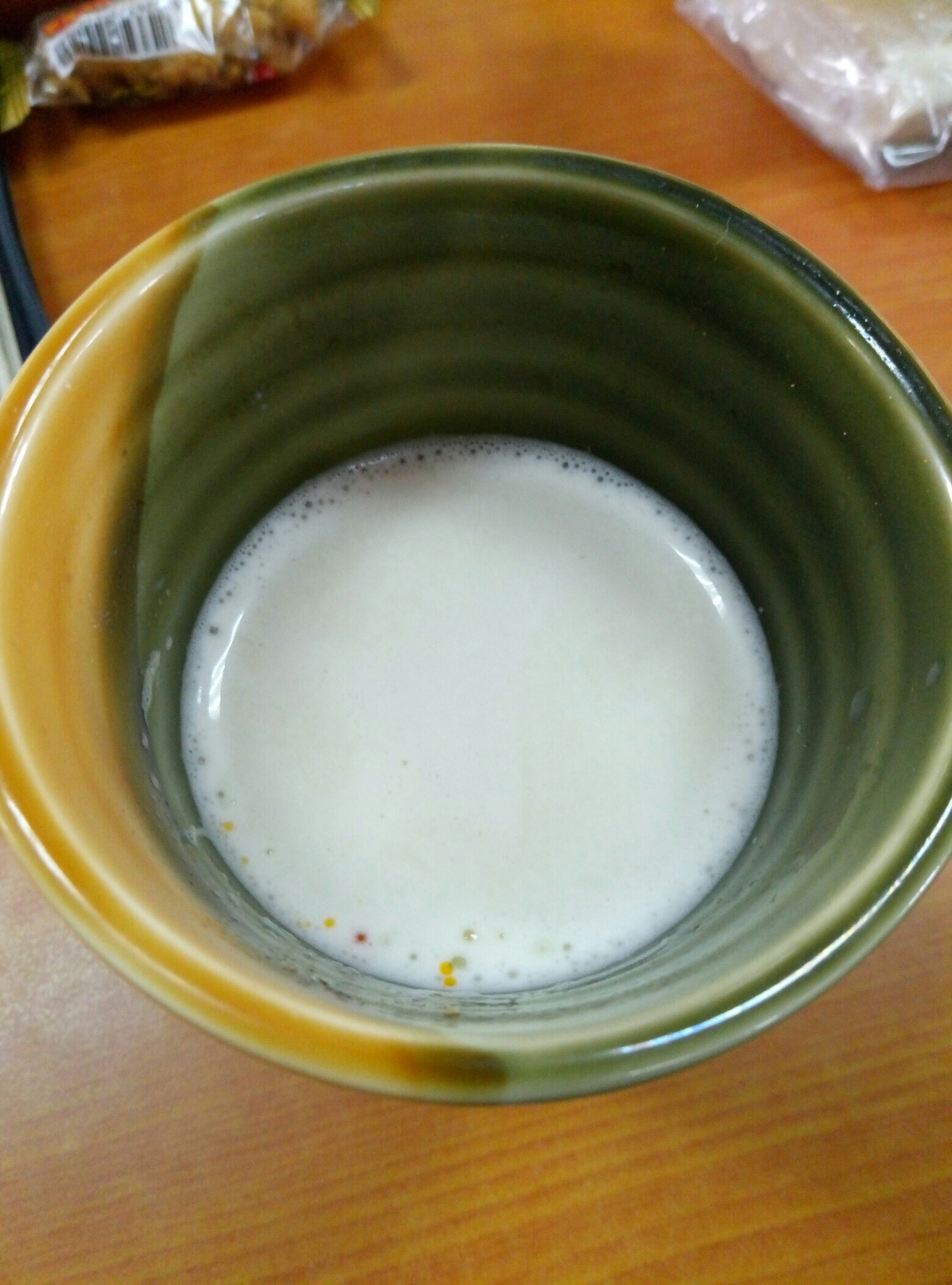 羅漢果奶茶的做法 步骤3