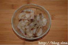 韓式泡菜蝦的做法 步骤1