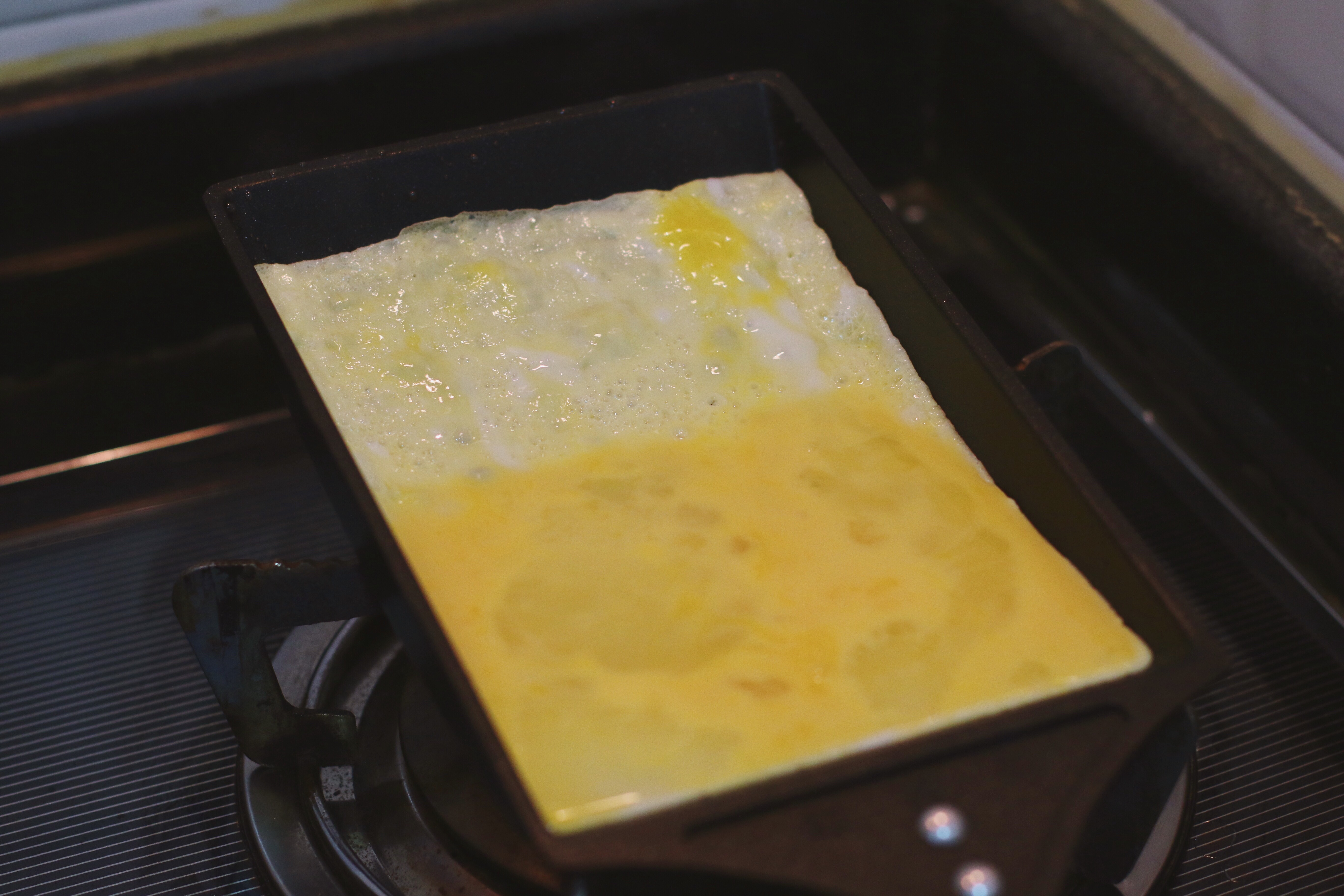 肉鬆乳酪厚蛋燒的做法 步骤3