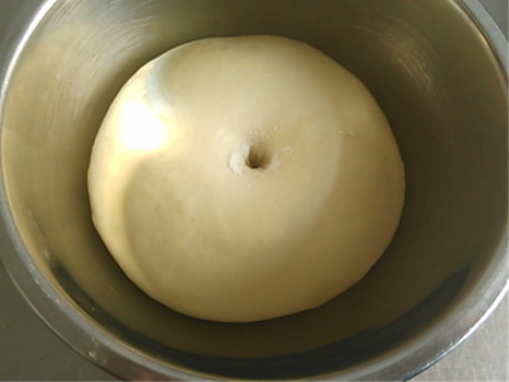 香蔥肉鬆麪包（燙種法）的做法 步骤3