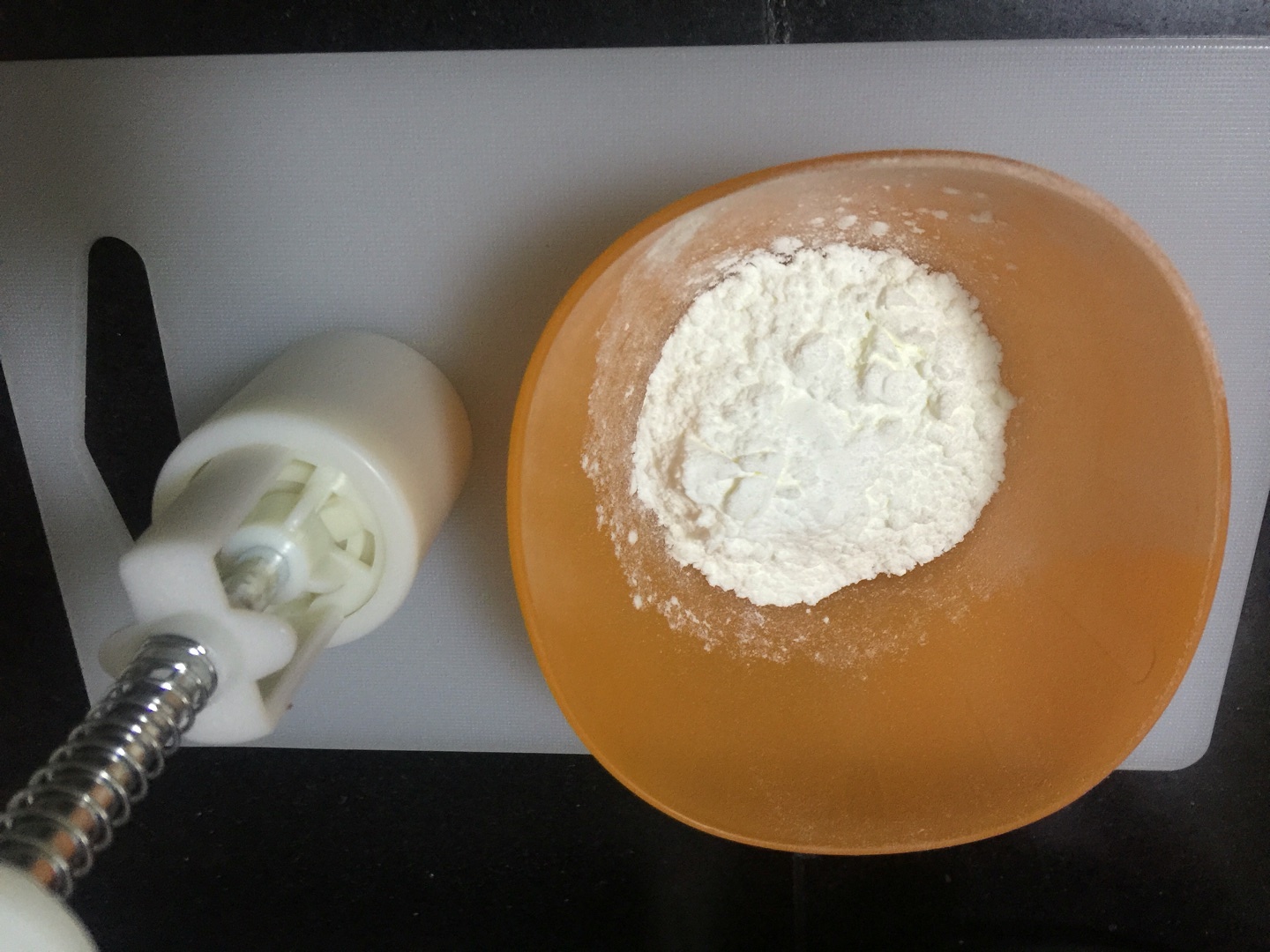 廣式月餅 蛋黃豆沙餡兒的做法 步骤12