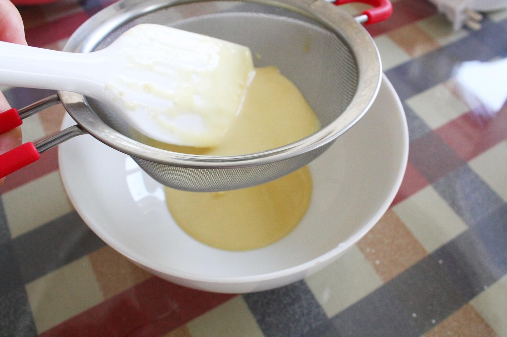 寶寶輔食：奶香鬆餅（無鬆餅粉，蛋白打發法）的做法 步骤5