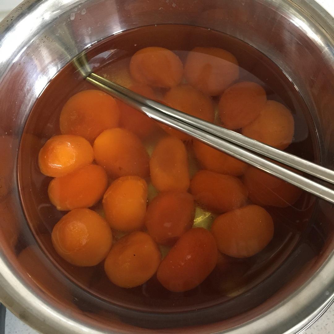 廣式-蓮蓉蛋黃月餅的做法 步骤6