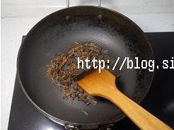 梅乾菜炒豆皮的做法 步骤5