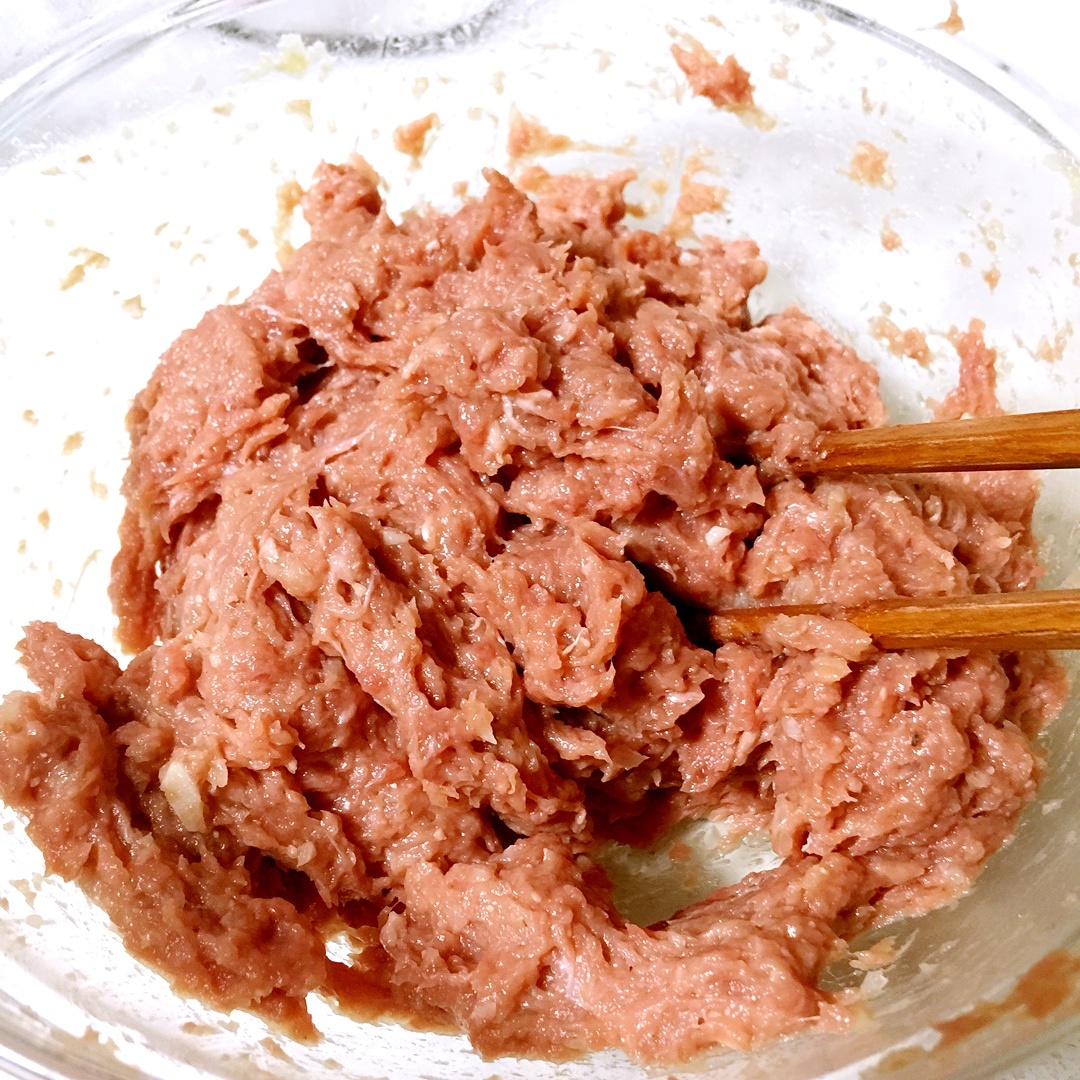 祕製日式漢堡排(⌯¤̴̶̷̀ω¤̴̶̷́)✧不放肥肉也肉汁滿滿的做法 步骤5