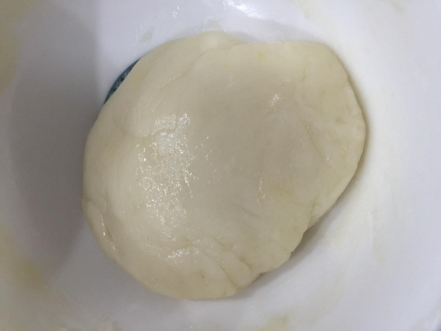 奶黃冰皮月餅的做法 步骤7