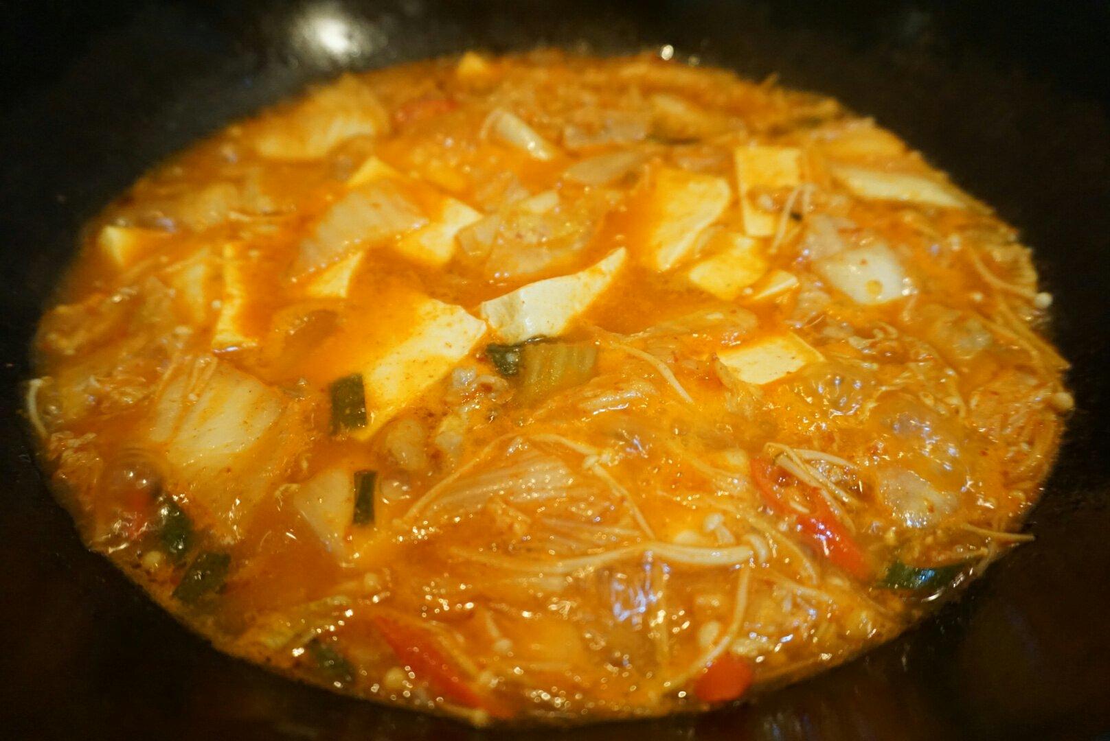 辣白菜豆腐湯的做法 步骤6