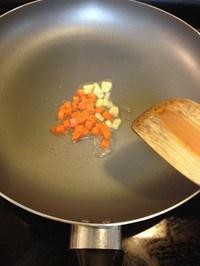德式香腸橄欖菜什錦炒飯的做法 步骤7
