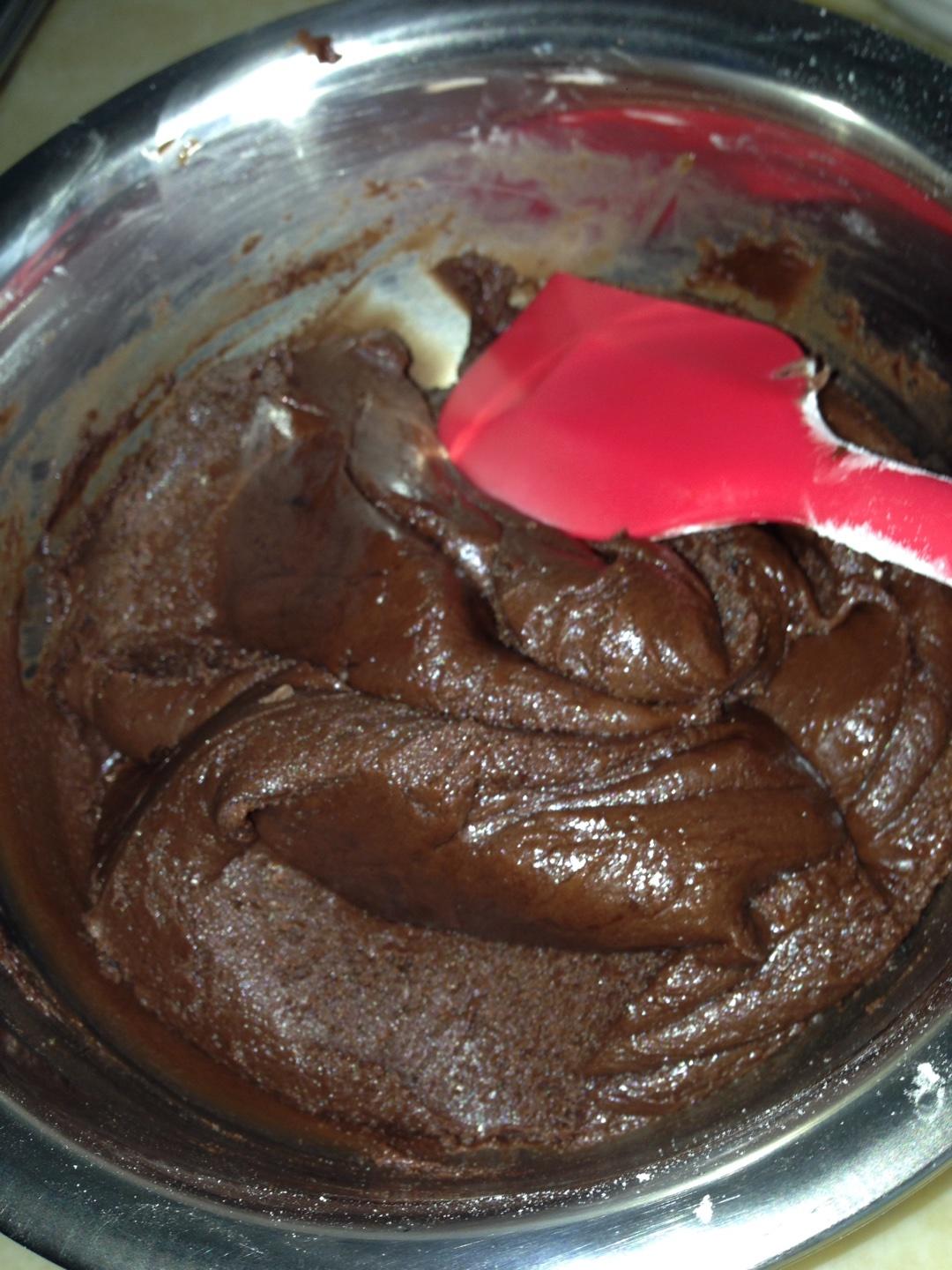 巧克力奶黃椰蓉蔓越莓月餅的做法 步骤10