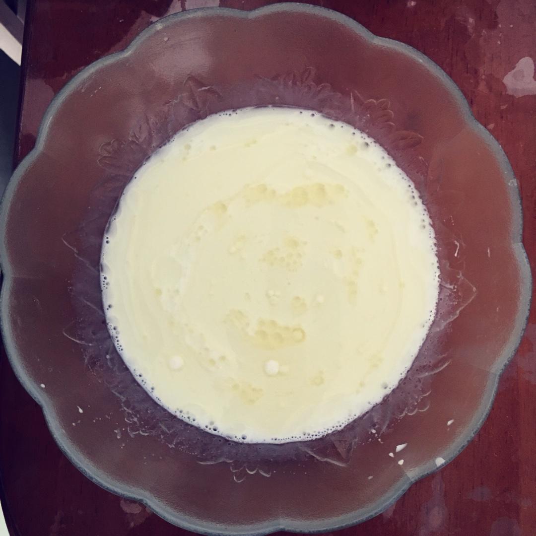自制的奶黃餡餅皮月餅的做法 步骤4