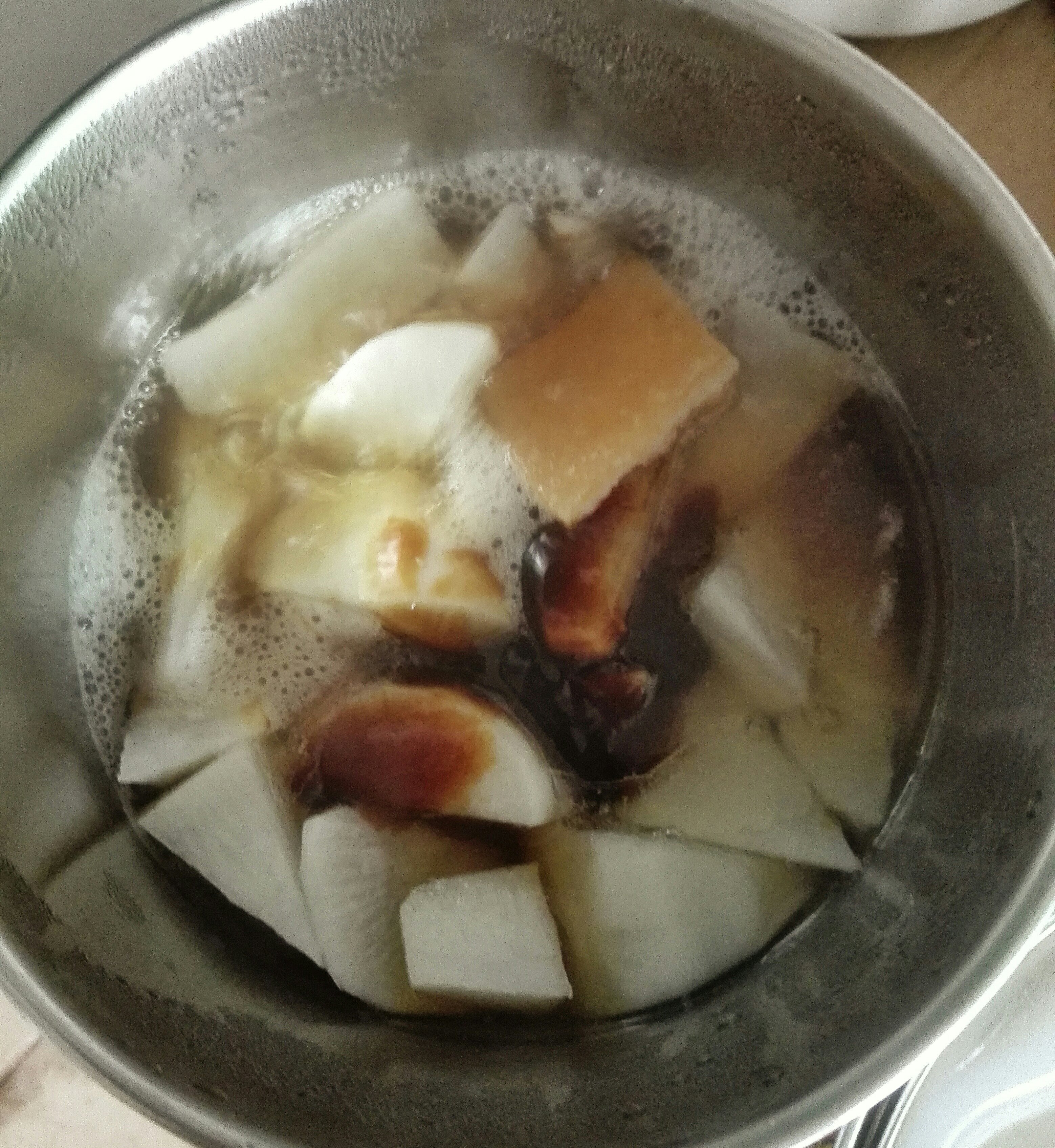 #電煮鍋#超簡單蘿蔔悶肉丸的做法 步骤2
