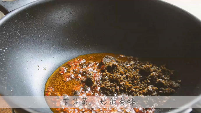 雞米芽菜糙飯糰（教你包日式三角飯糰）的做法 步骤11