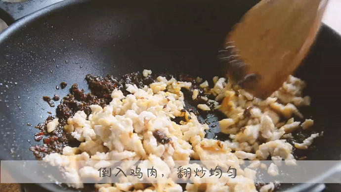 雞米芽菜糙飯糰（教你包日式三角飯糰）的做法 步骤12
