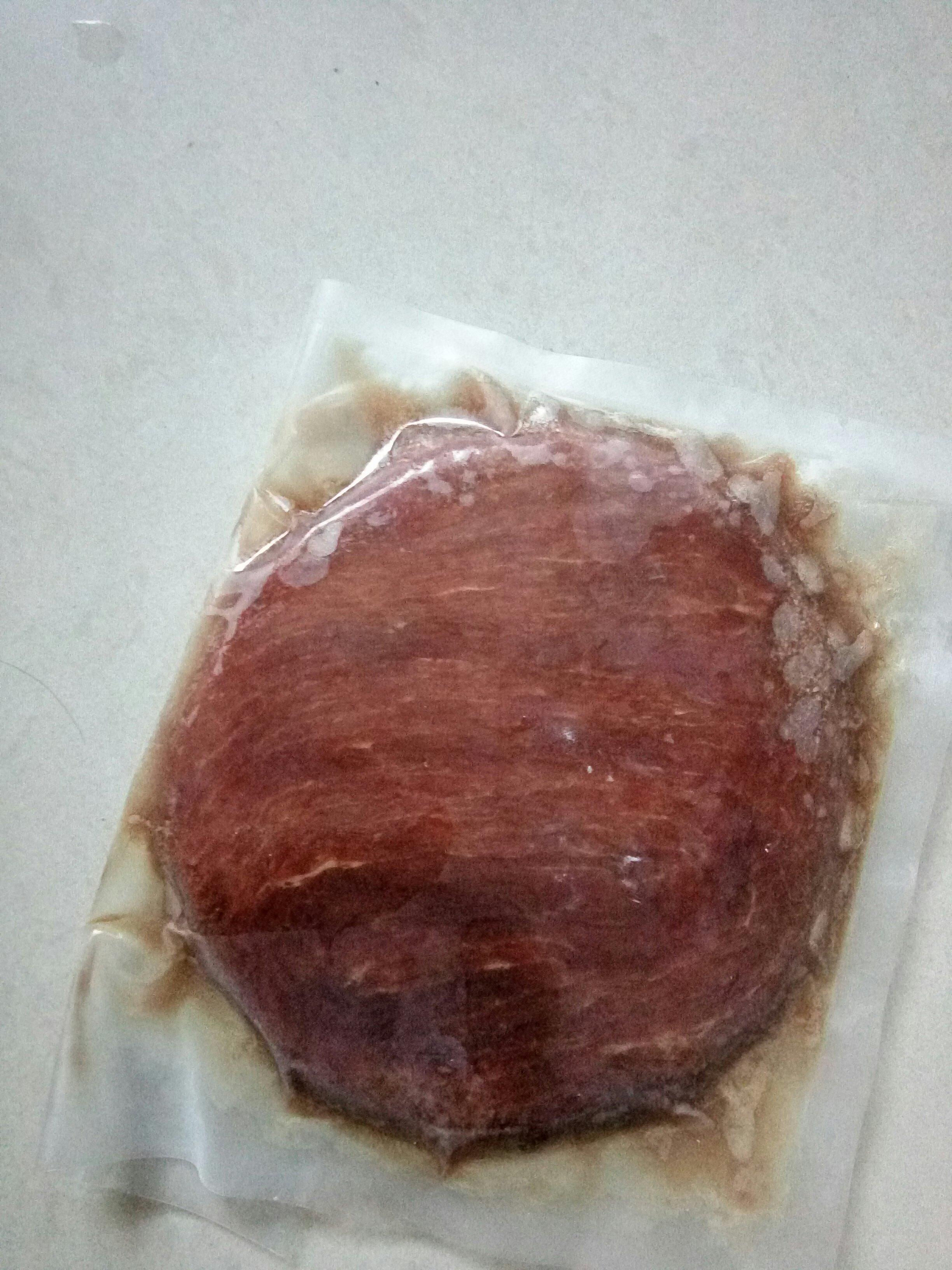 微波爐版烤牛排的做法 步骤1