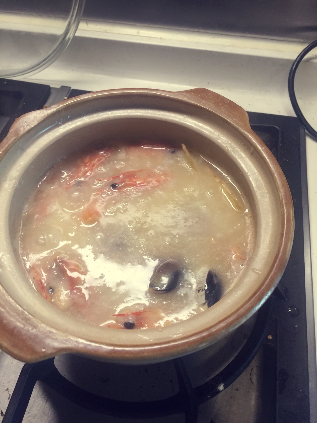 低調奢華有內涵的砂鍋海鮮粥的做法 步骤6