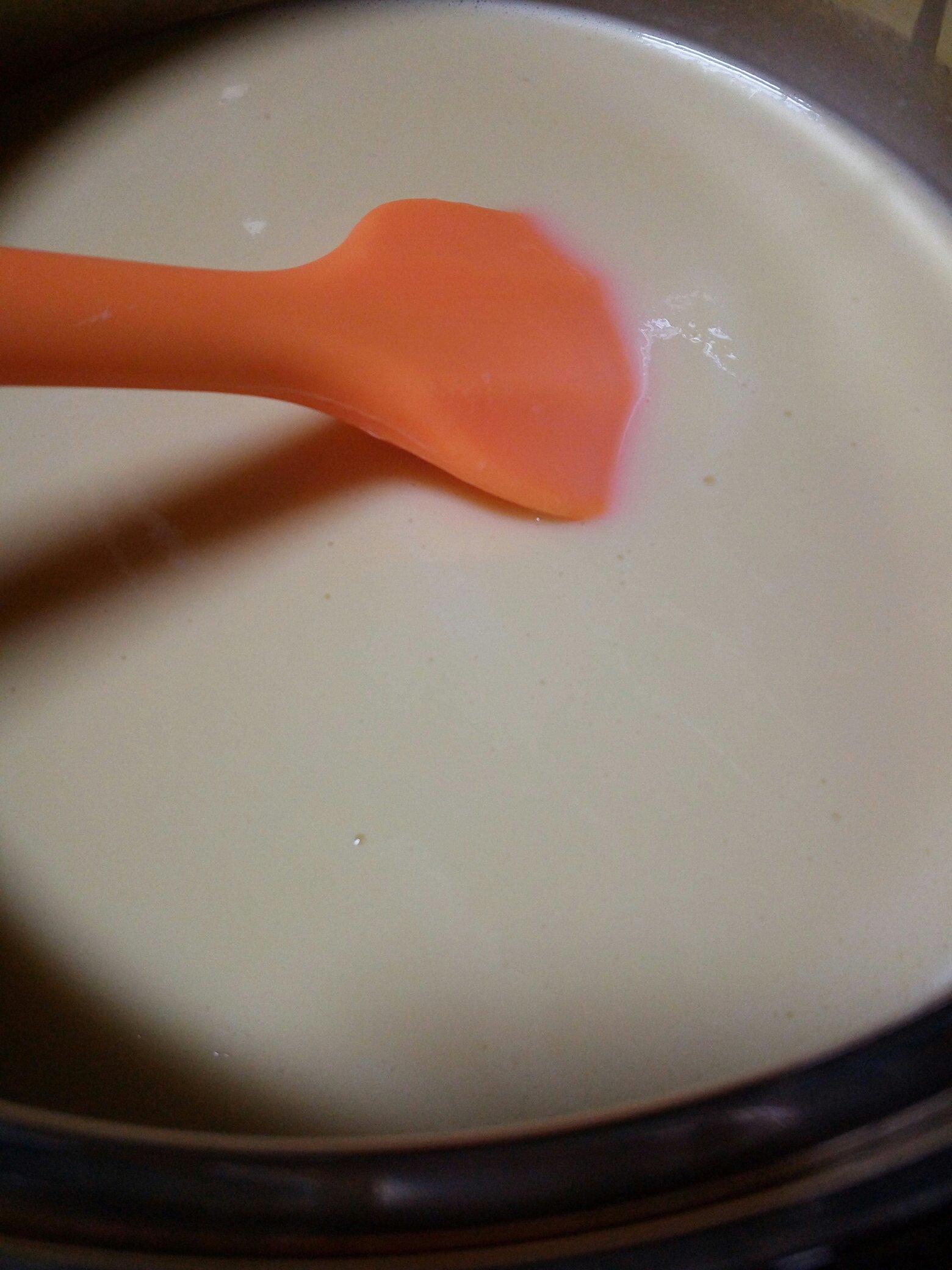 椰蓉奶黃冰皮月餅的做法 步骤12