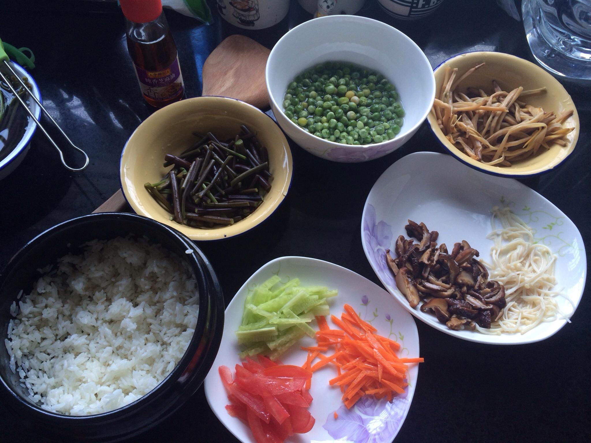 韓式石鍋拌飯 夠辣夠味的做法 步骤1
