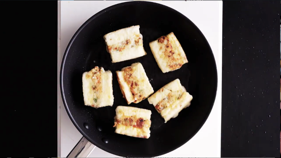 [Tastemade Japan]鬆鬆軟軟的豆腐三明治的做法 步骤4