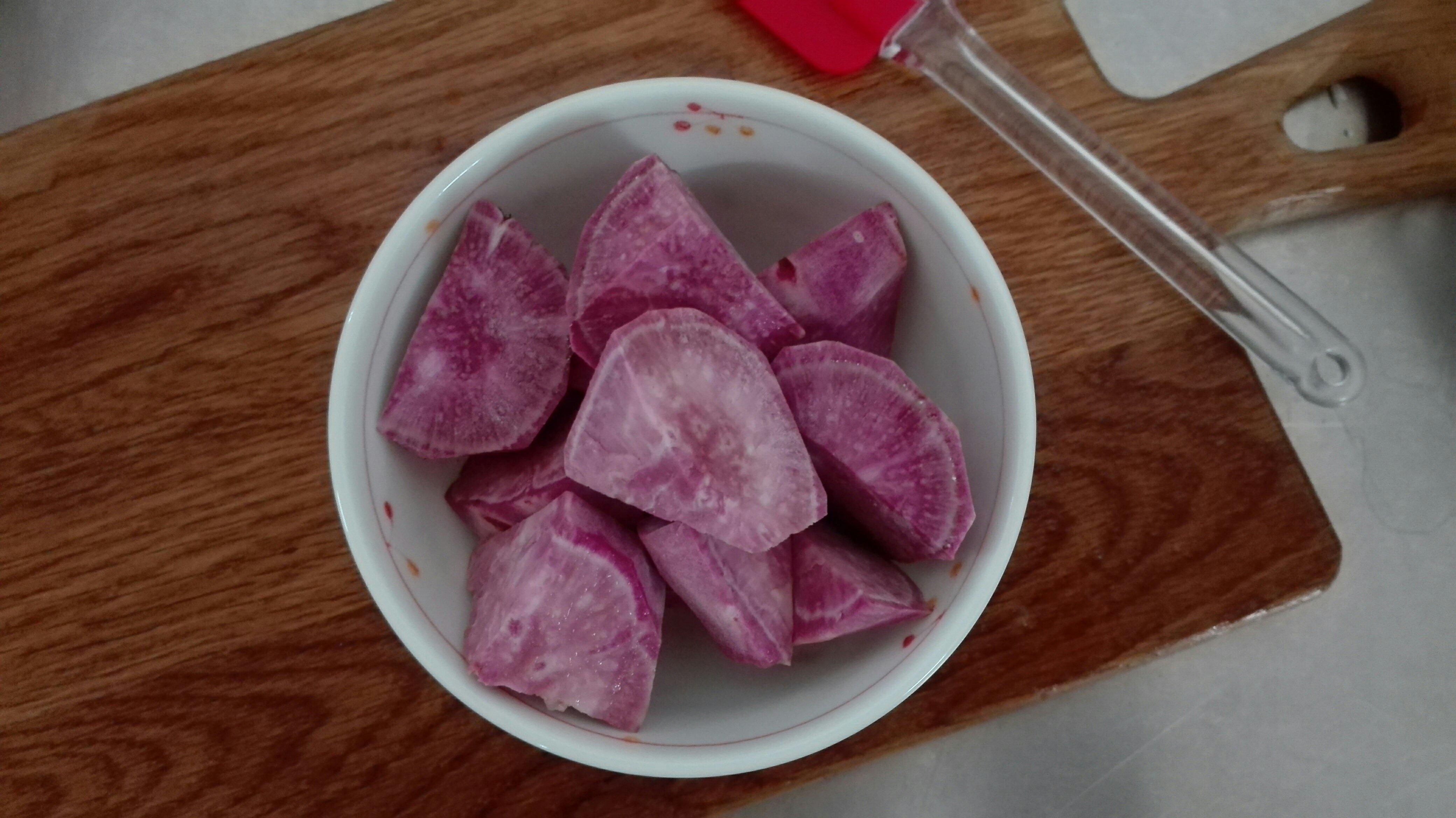 龍牙百合紫薯糖水的做法 步骤1