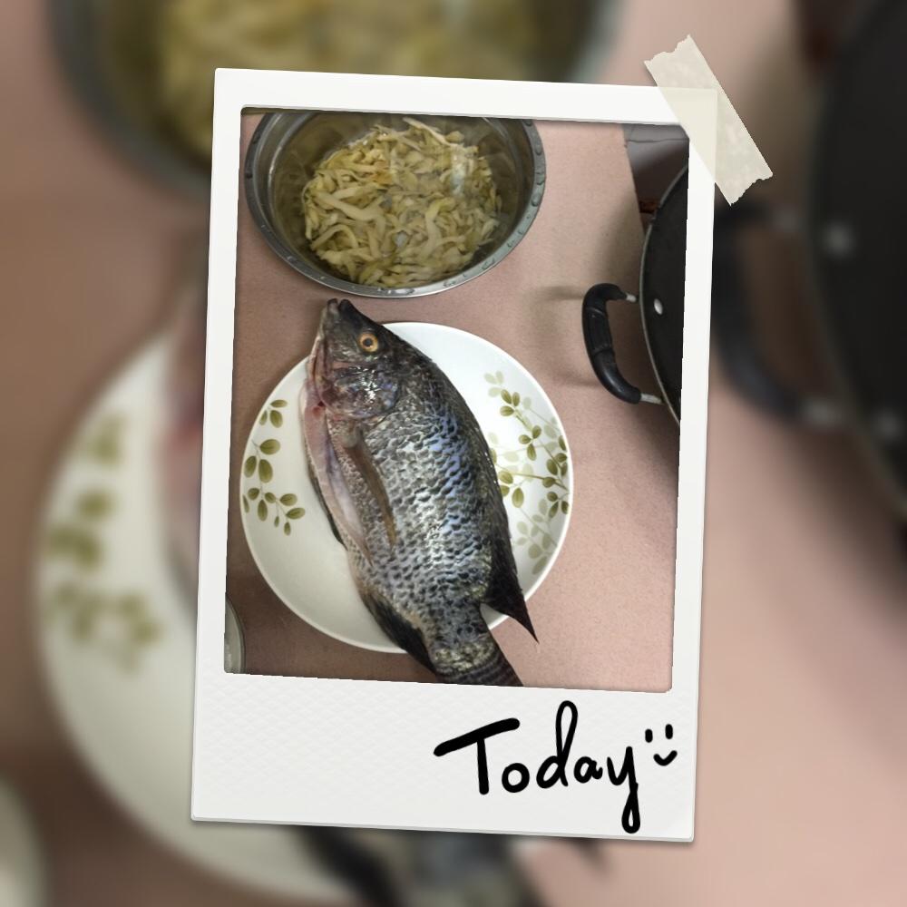 榨菜燜魚的做法 步骤2
