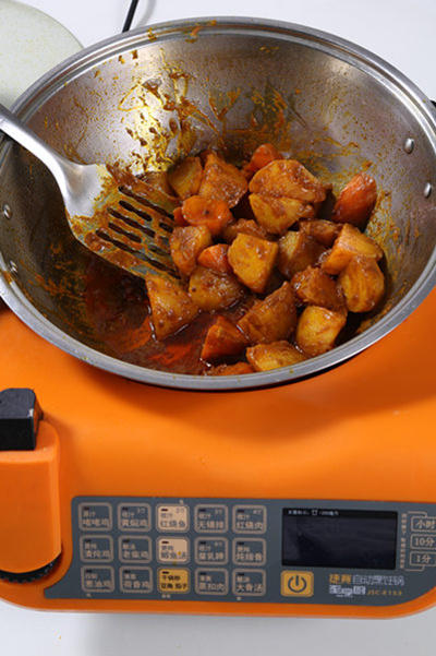 咖哩土豆——捷賽私房菜的做法 步骤4