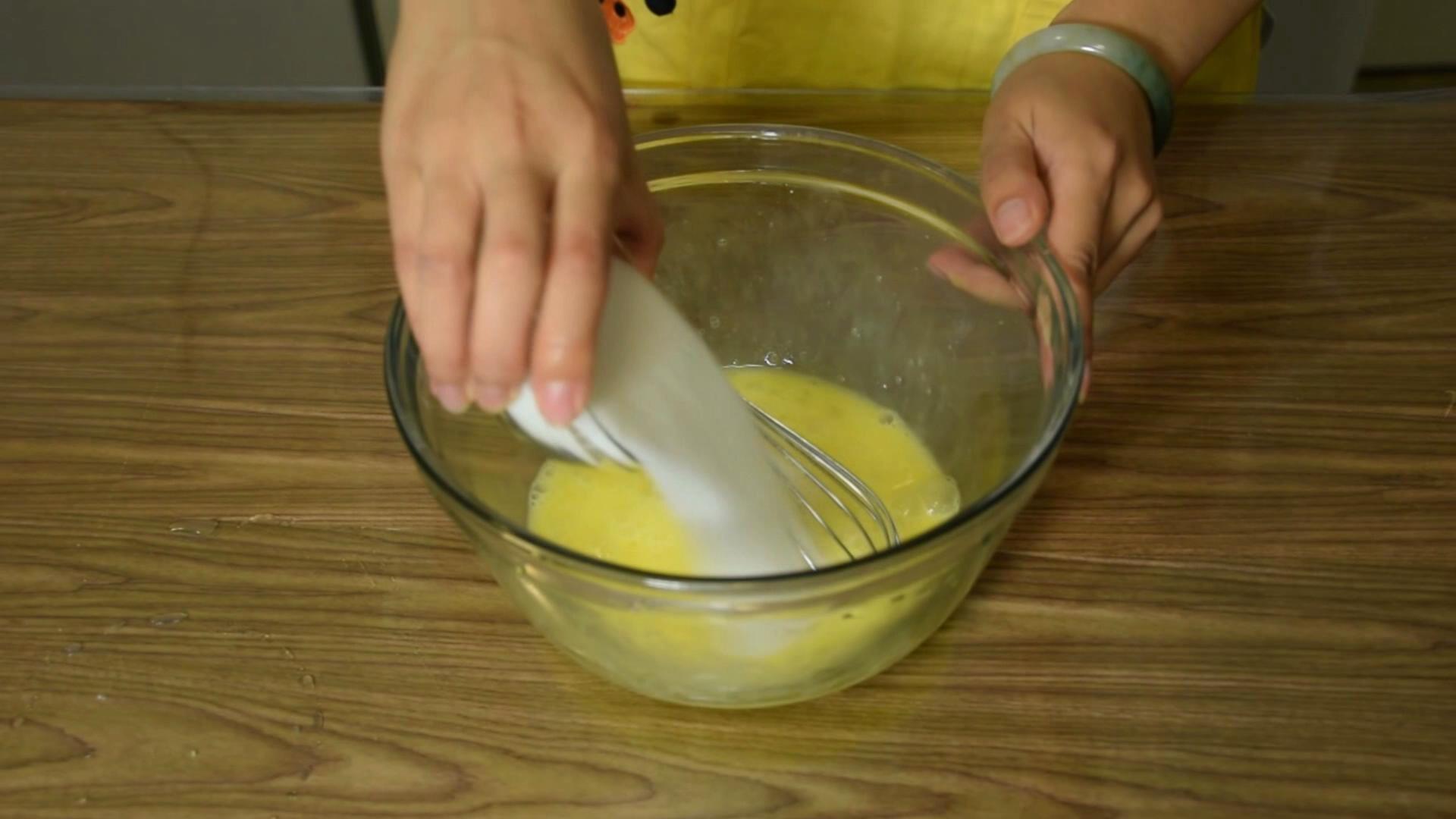 《糯米糰子的廚房日記》奶黃流心月餅的做法 步骤10