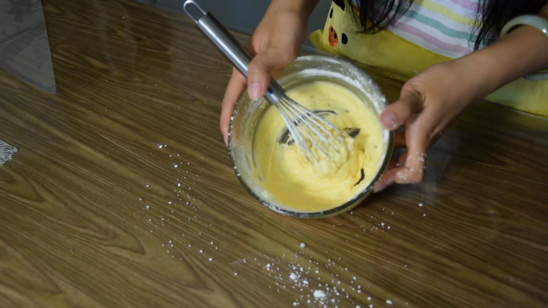 《糯米糰子的廚房日記》奶黃流心月餅的做法 步骤21