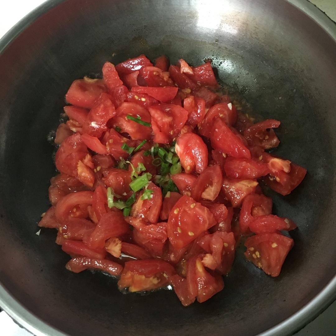 留學小白必備：能讓人多吃一碗飯的『番茄土豆洋蔥濃湯』～的做法 步骤3