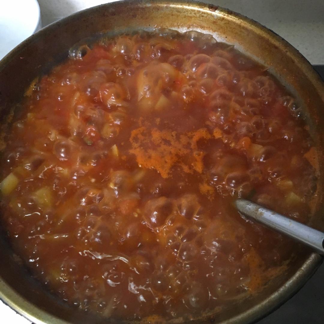 留學小白必備：能讓人多吃一碗飯的『番茄土豆洋蔥濃湯』～的做法 步骤7