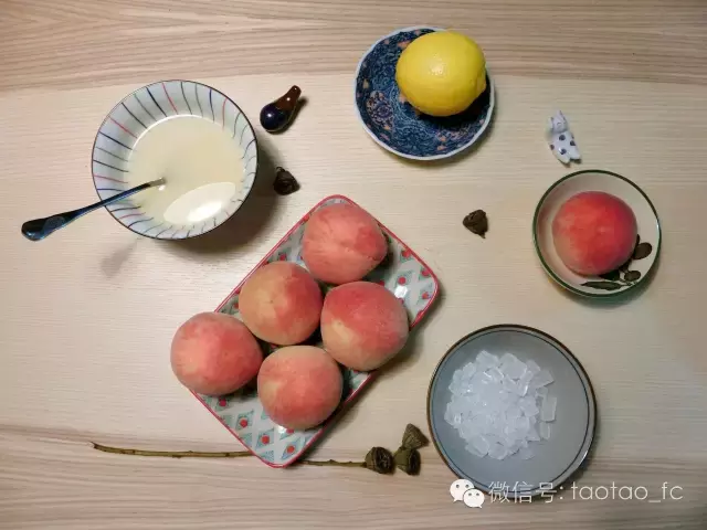 超級讚的桃子醬的做法 步骤1