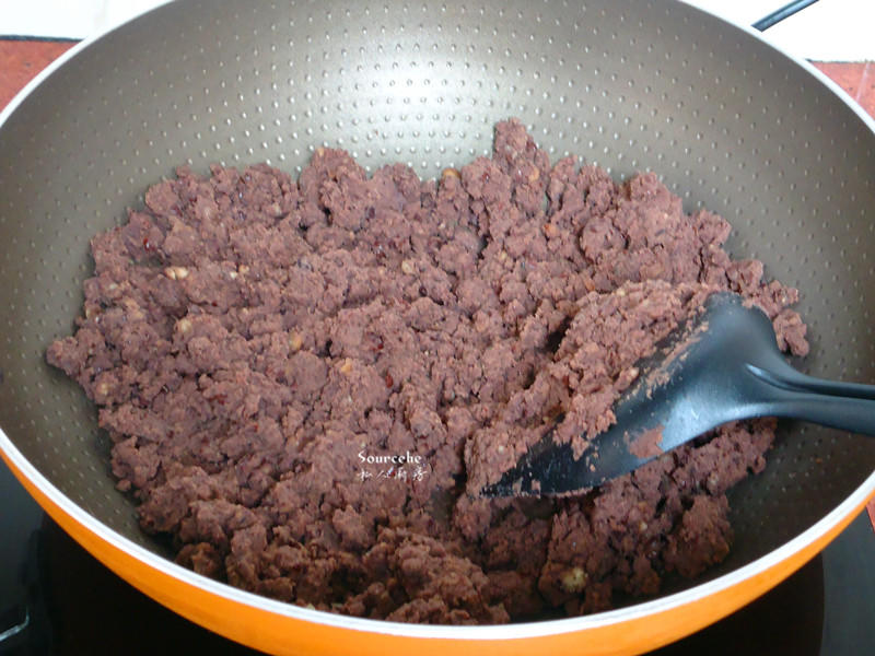 廣式栗子豆沙月餅的做法 步骤8