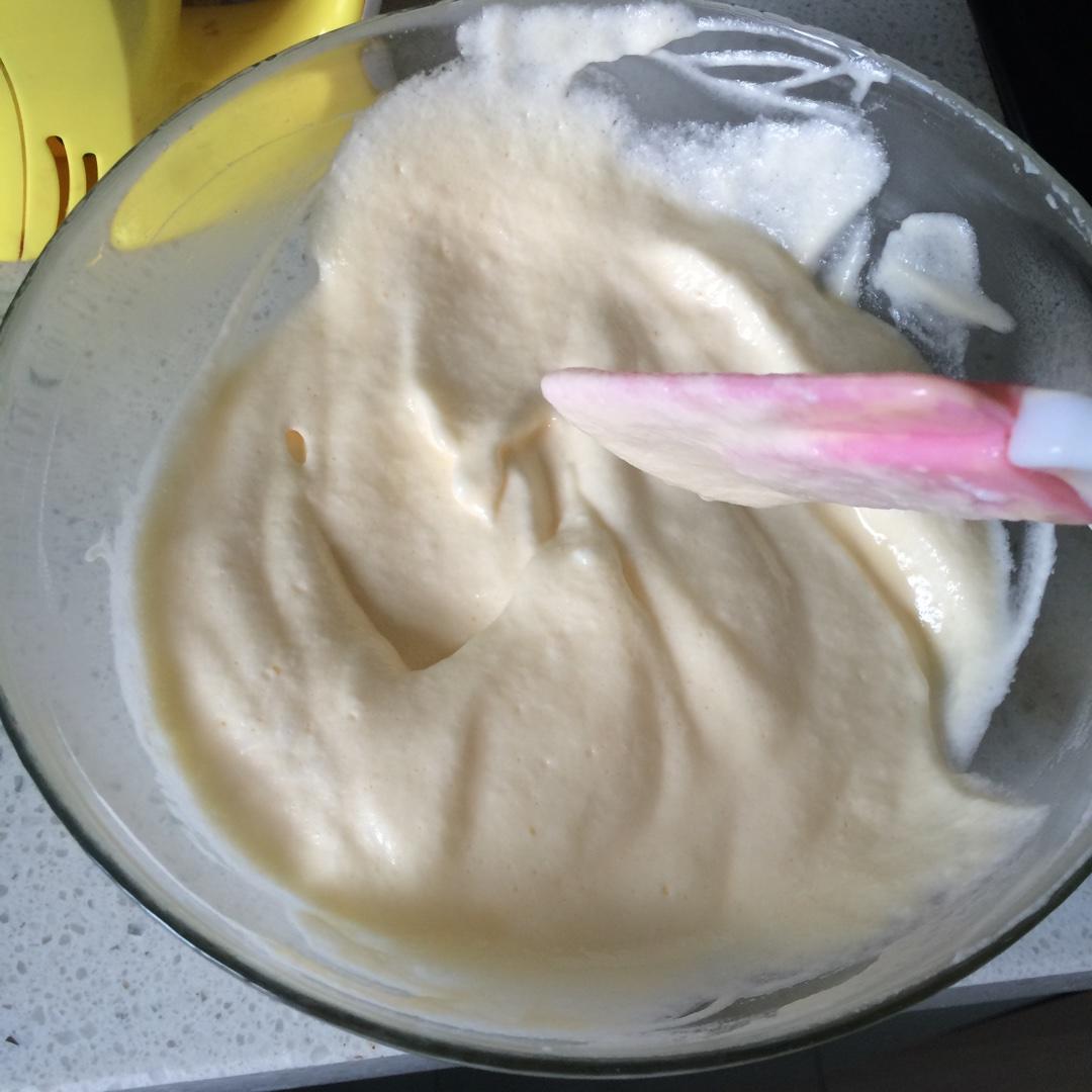 無油酸奶蛋糕的做法 步骤8