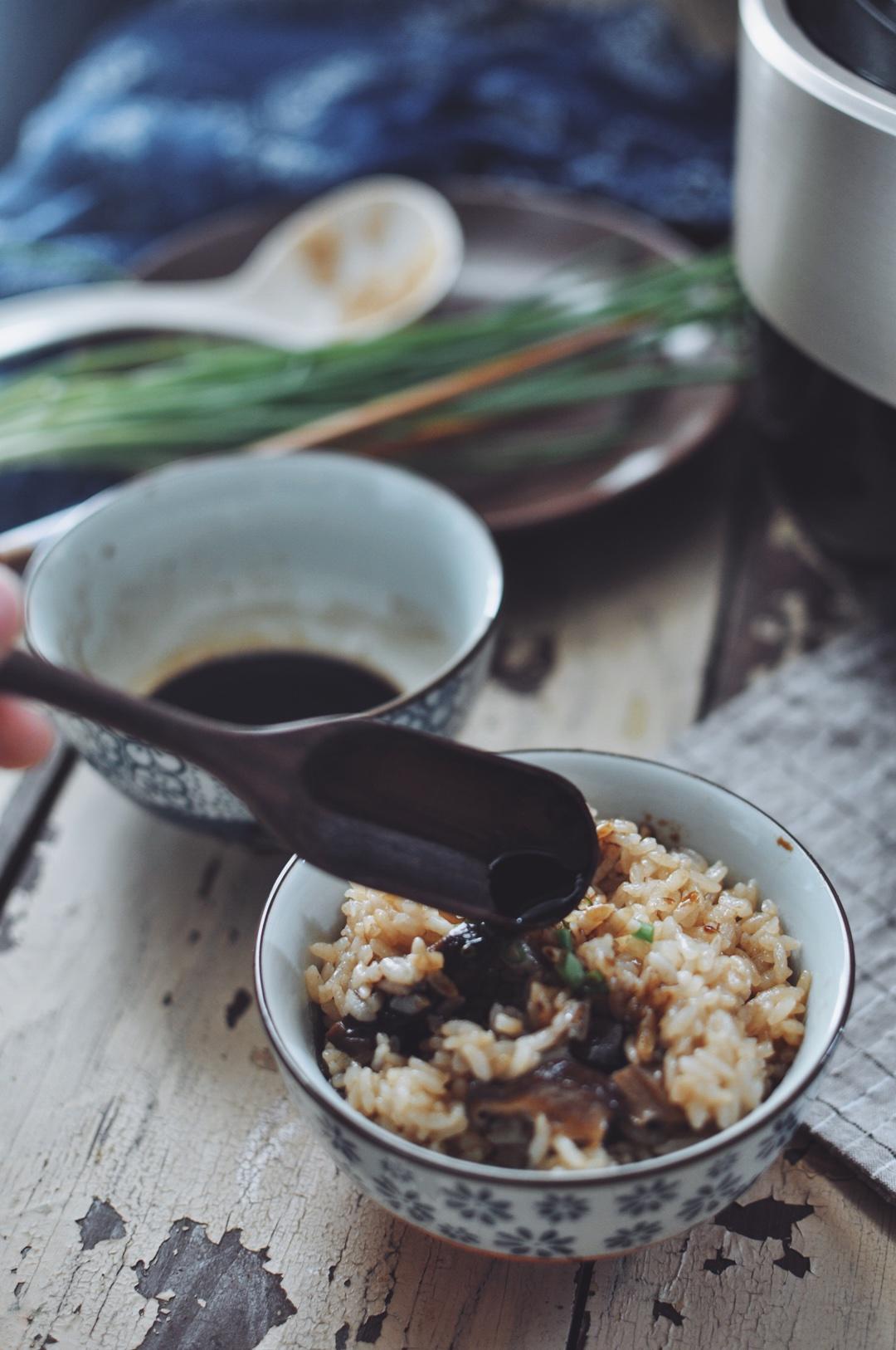 蠔油香菇燜飯【九陽鐵釜電飯煲】的做法 步骤6