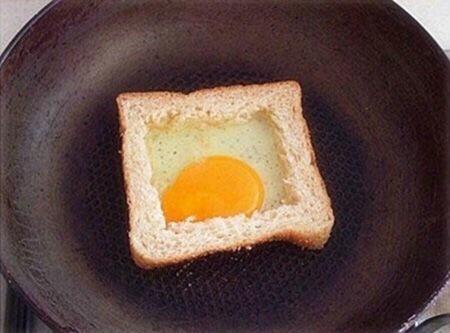 【麪包烤蛋——營養早餐】的做法 步骤1