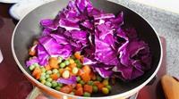 紫甘藍南瓜牛肉芝士意麪的做法 步骤2