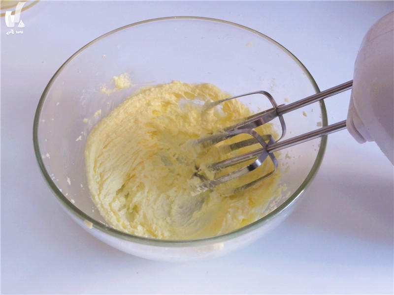 雙層口味杏仁乳酪蛋糕塊的做法 步骤1
