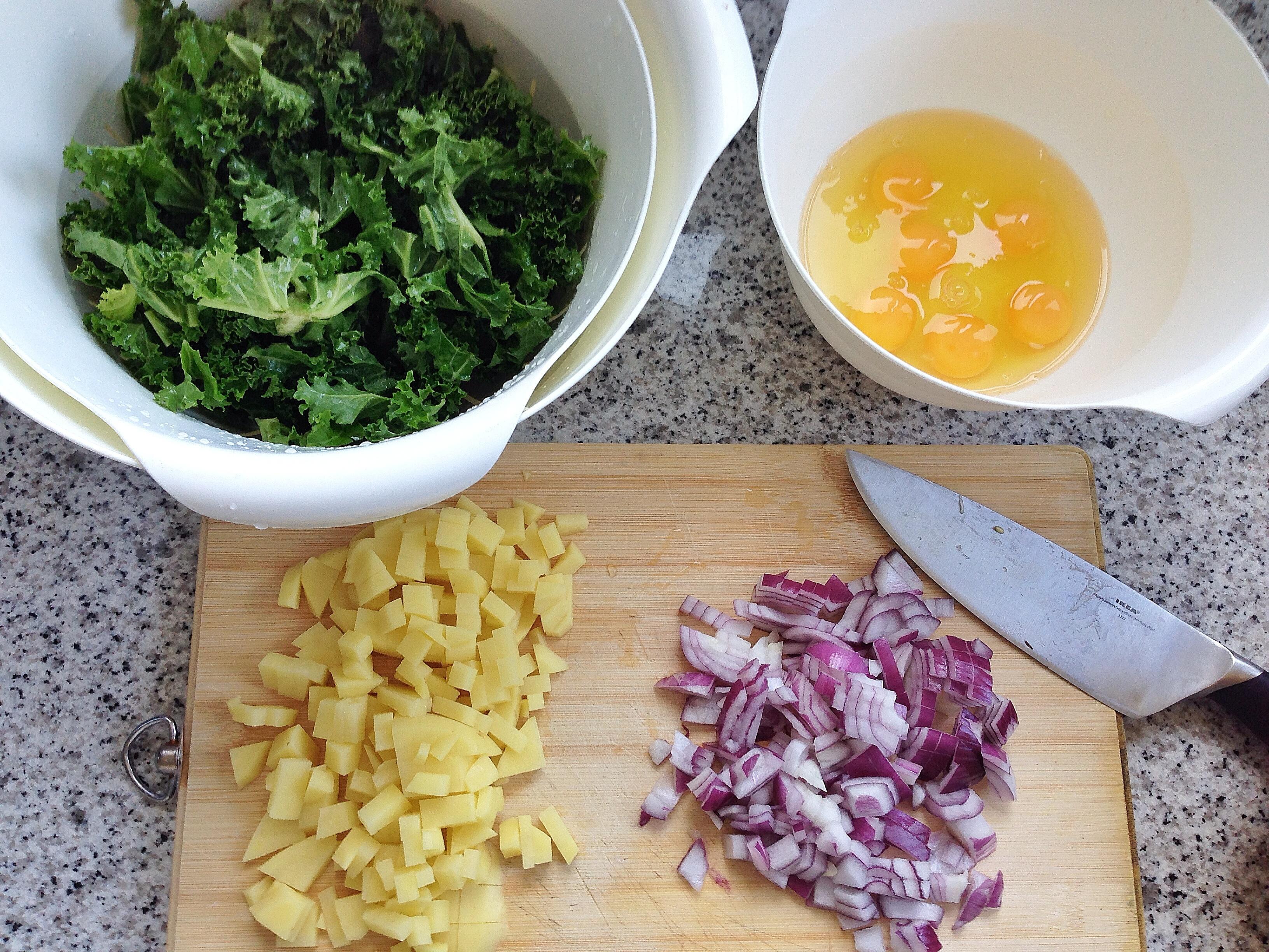 意式蛋餅 Potato & Kale Frittata的做法 步骤2