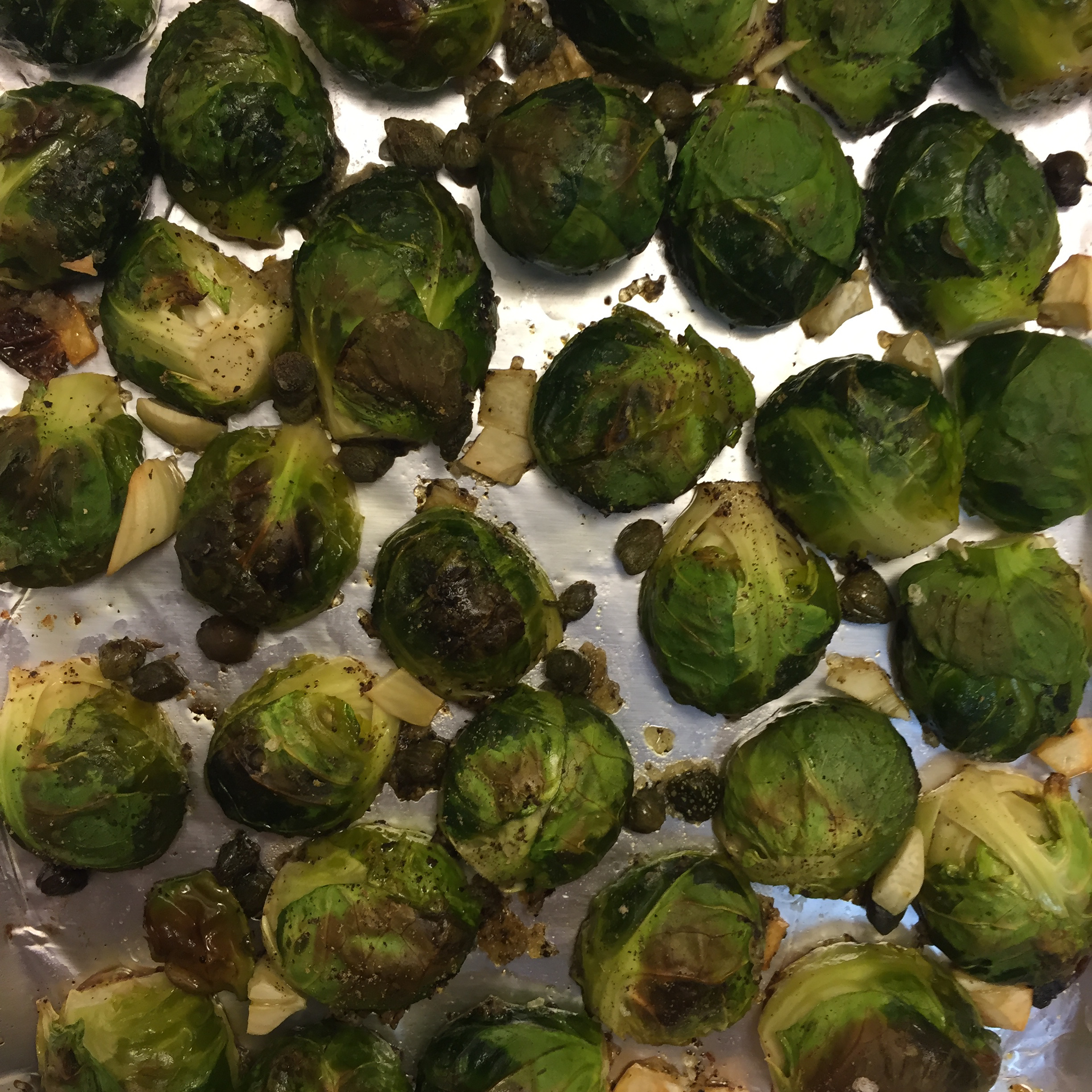 蒜烤球芽甘藍／Roasted Brussels Sprouts With Garlic的做法 步骤6