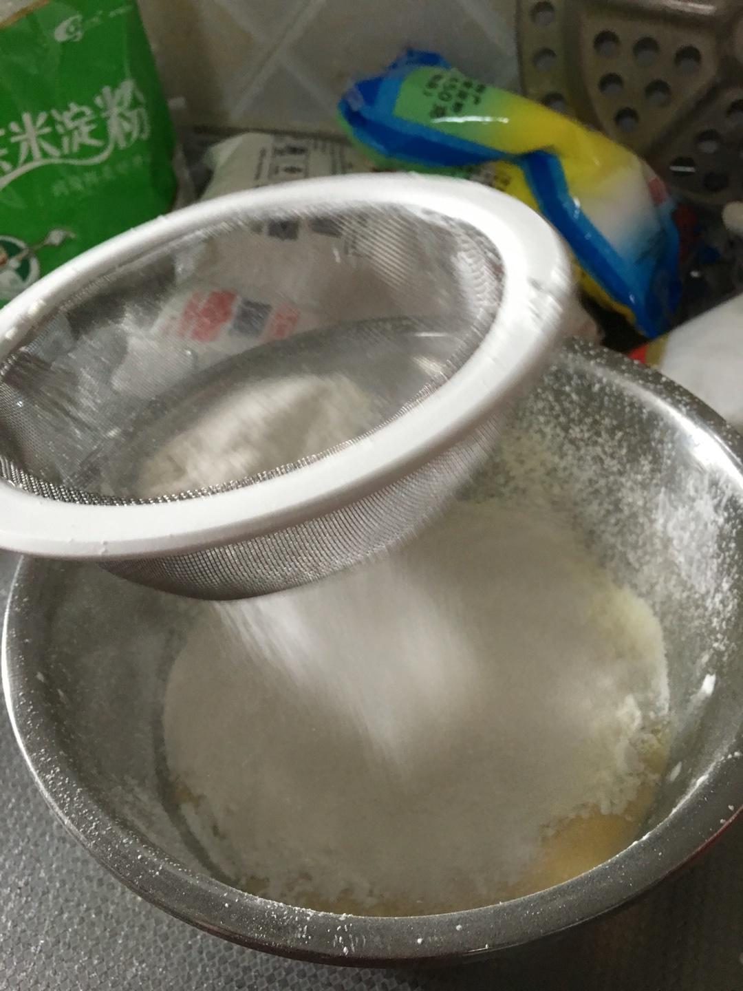 奶黃餡冰皮月餅的做法 步骤2