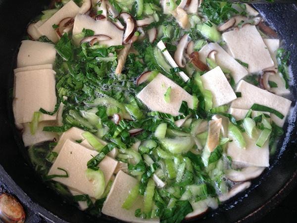 青菜千葉豆腐湯的做法 步骤8