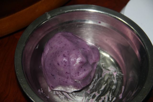 那一抹妖嬈的紫色，驚豔的紫薯冰皮月餅！的做法 步骤13