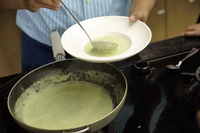 西式花椰菜濃湯的做法 步骤12