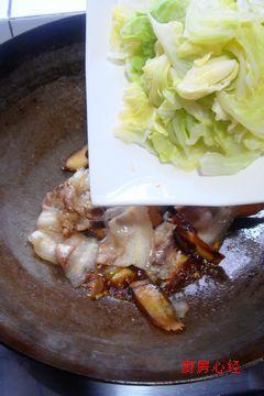 圓白菜回鍋肉的做法 步骤6