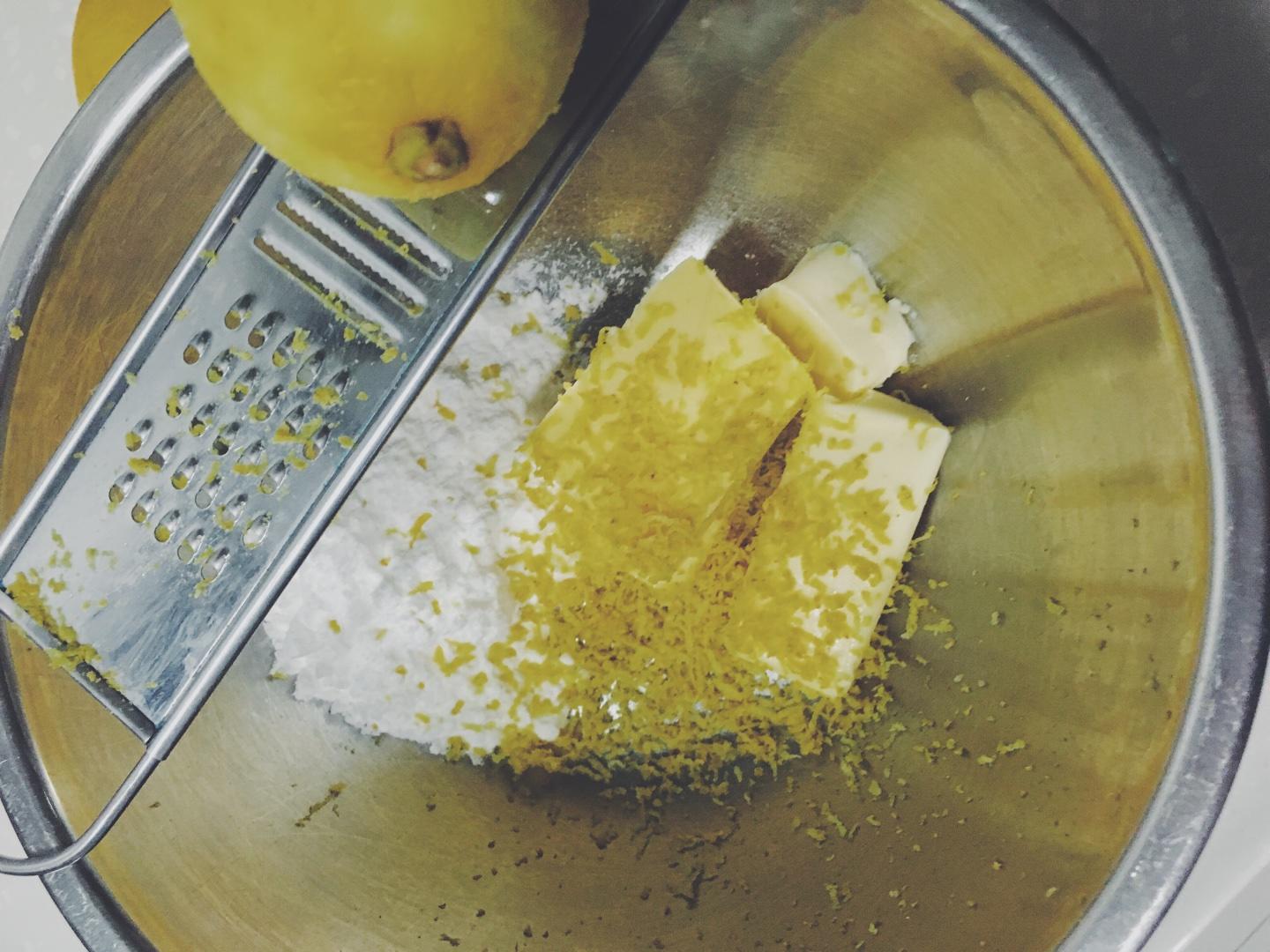 檸檬罌粟籽磅蛋糕 Lemon Poppy Seed Poundcake的做法 步骤2